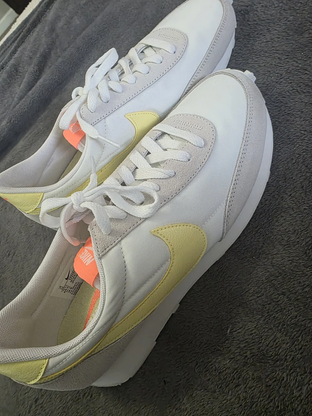 Nike classic sneakers